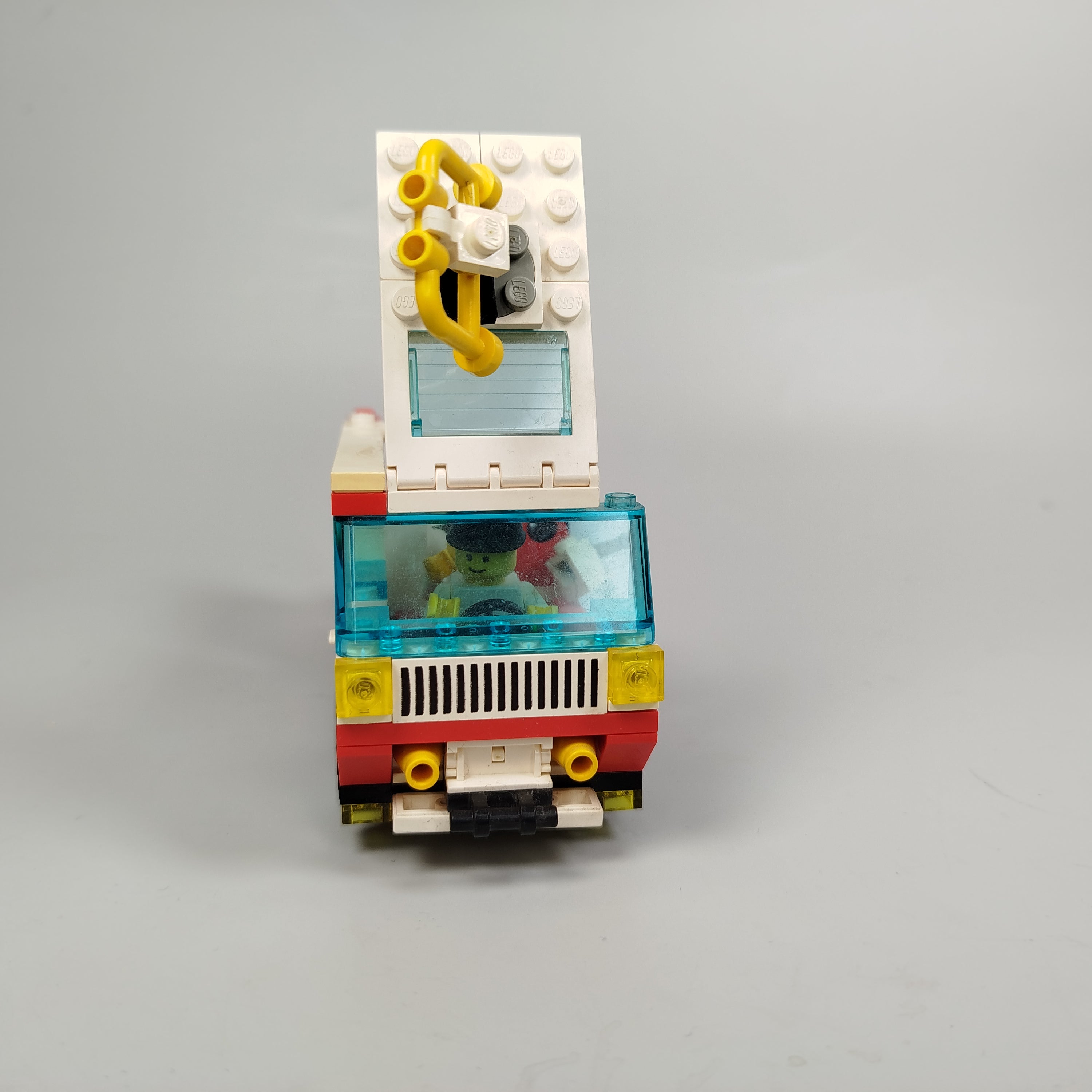 LEGO Feuerwehrfahrzeug mit Kran